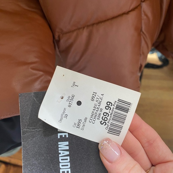 Brown puffer coat - Picture 2 of 6